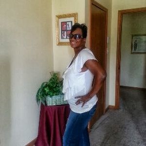 Meet your Posher, Tonia